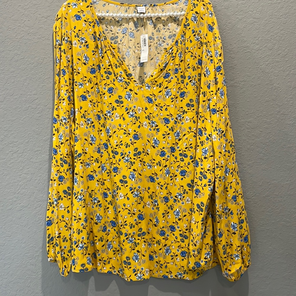 Old Navy yellow and blue floral blouse